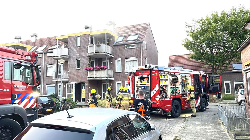 Middelbrand in bovenwoning in Velp. Foto: Martin Slijper