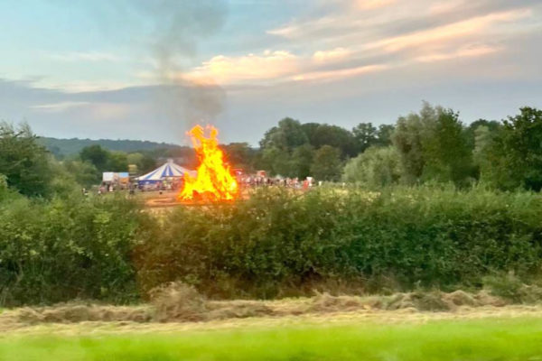 Kampvuur Rhevak in Rheden. Foto: Eelco Walraven