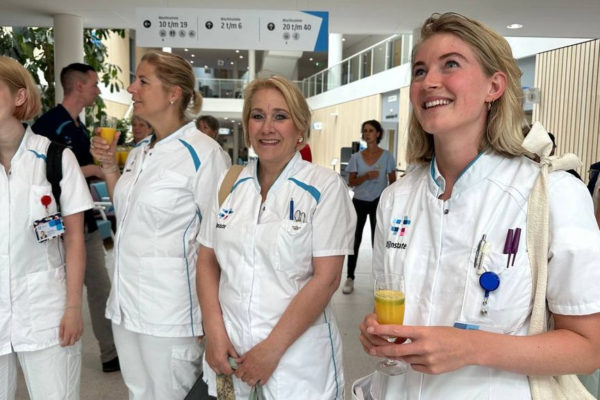 Ziekenhuis Rijnstate in Elst is geopend. Foto: Omroep Gelderland