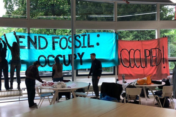 Klimaatactivisten bezetten hogeschool in Velp. Foto: Omroep Gelderland