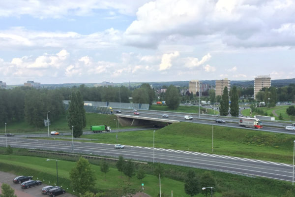 Kapotte verkeerslichten zorgen voor files rond Knooppunt Velperbroek Foto: Studio Rheden