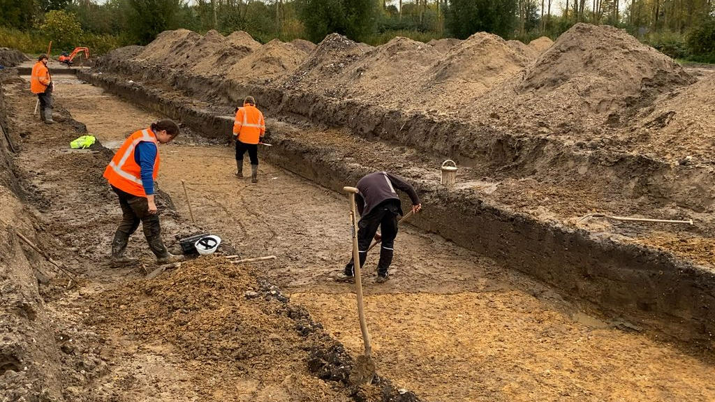 Archeologen bezig in de opgraving Foto: RTV Arnhem