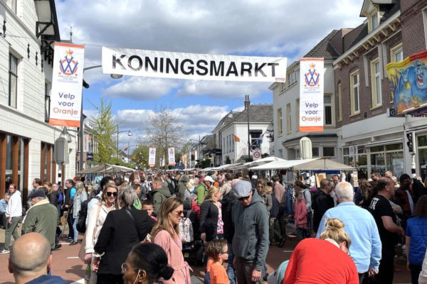 Koningsmarkt Velp. Foto: Martin Slijper