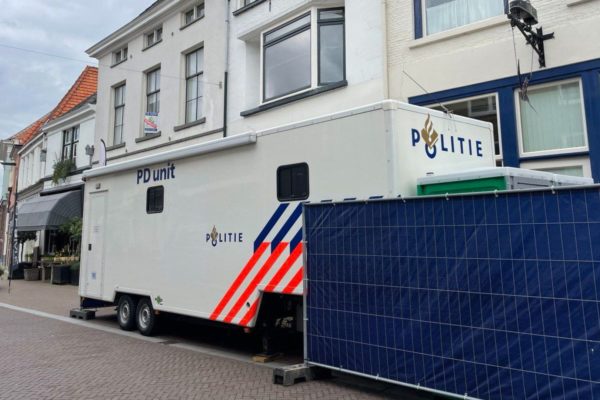 De politie deed eerder onderzoek in een pand in Zutphen Foto: Omroep Gelderland