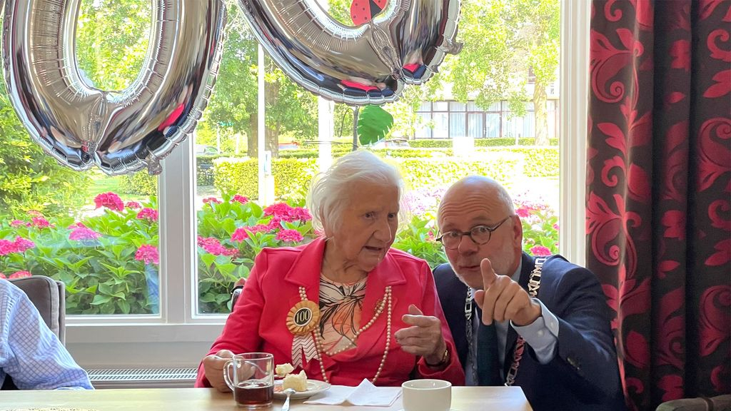Nel Saers-Peters uit Velp wordt 100 jaar. Foto: Martin Slijper