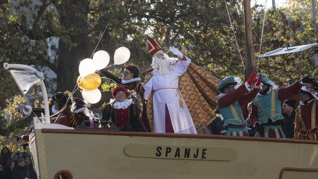 Sinterklaas zal met zijn stoomboot een stukje om moeten varen. Foto: ANP