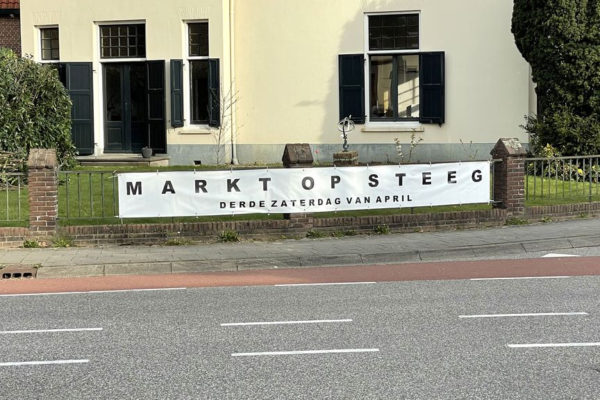 Markt op Steeg. Foto: Martin Slijper