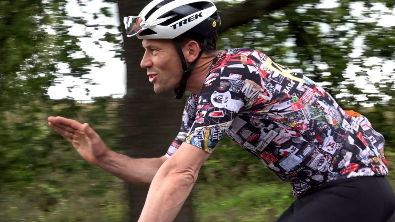 Maarten Tjallingii is voor altijd de koning van de Posbank Foto: Omroep Gelderland