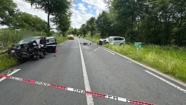 De ravage na het ongeval. Foto: Luciano de Graaf