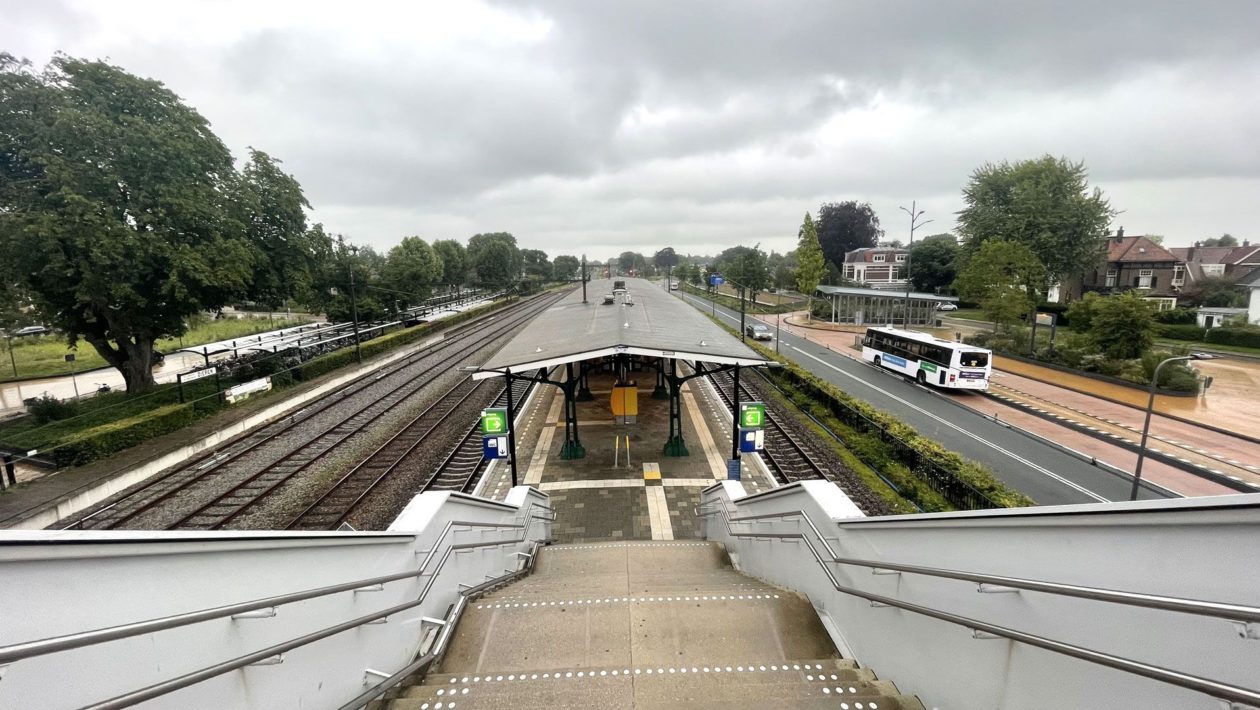 Treinstation Dieren Foto: Martin Slijper