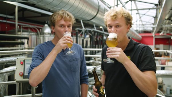 Bierbrouwers Pieter en Jaap Lok uit Velp Foto: Omroep Gelderland