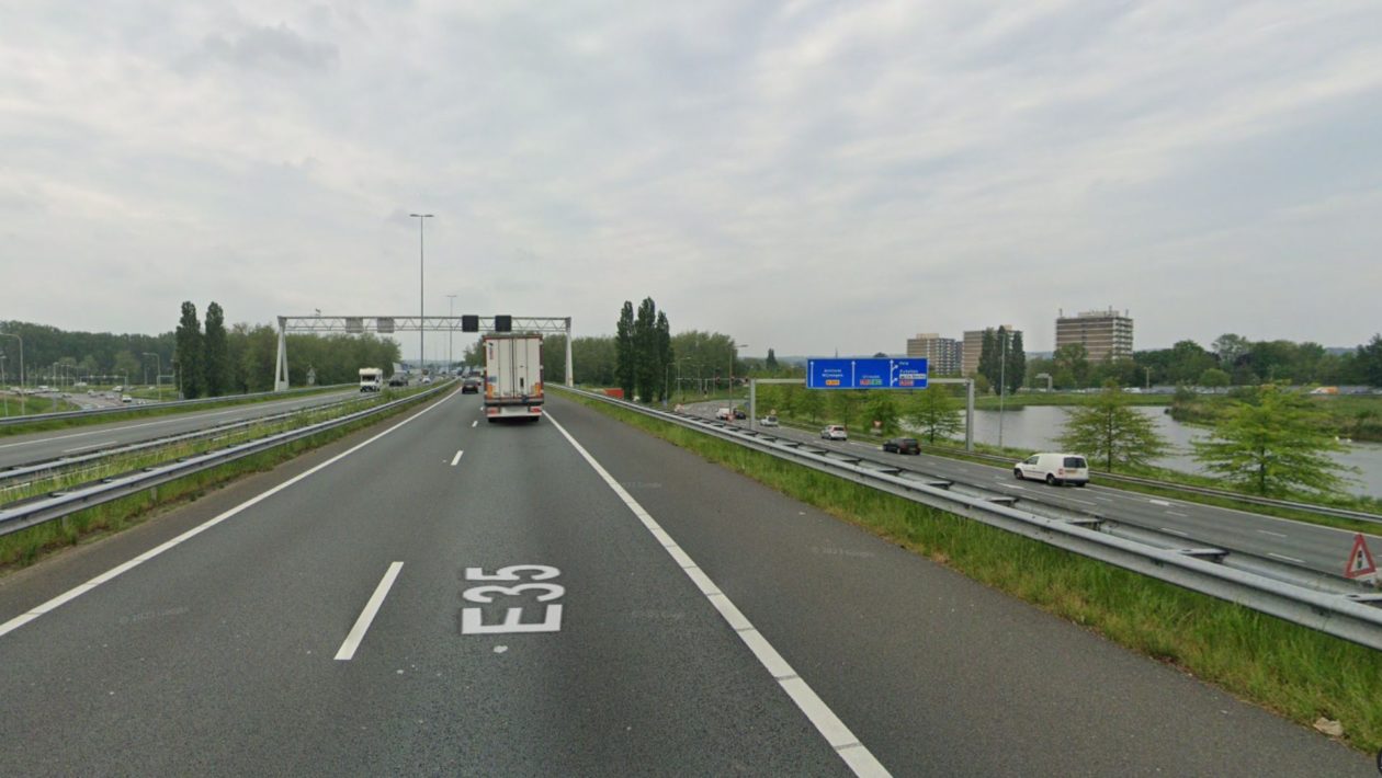 A12-viaducten vanaf de Duitse grens richting Arnhem. Foto: Google Maps