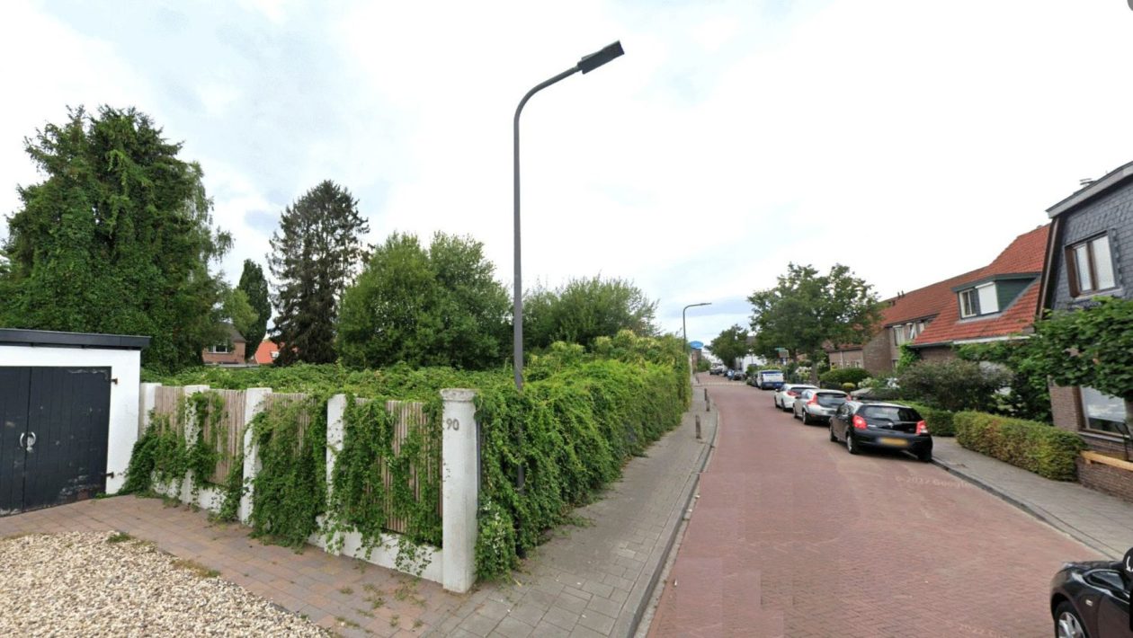 Inwoners van Velp voeren actie voor egels in de IJsselstraat Foto: Google