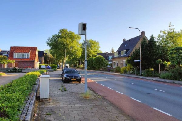 Harderwijkerweg Dieren Foto: Robert Goelmohamed