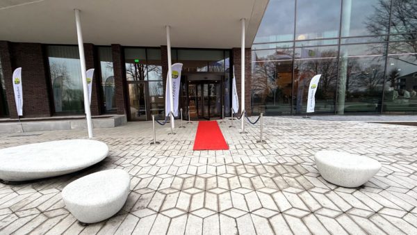 Nieuw gemeentehuis Rheden officieel geopend Foto: Martin Slijper