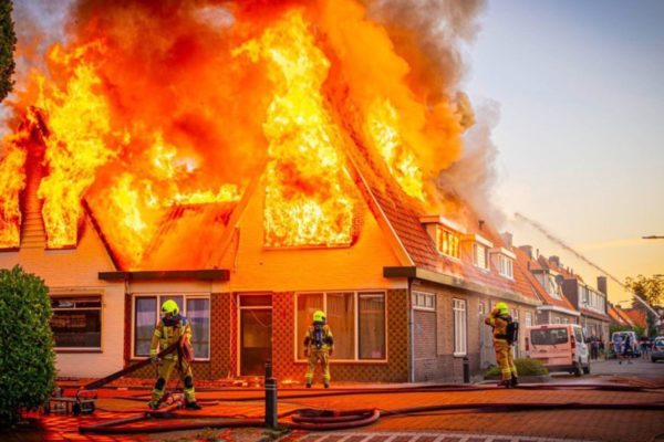 Afbeelding brand Willemstraat Velp ter illustratie Foto: Persbureau Heitink