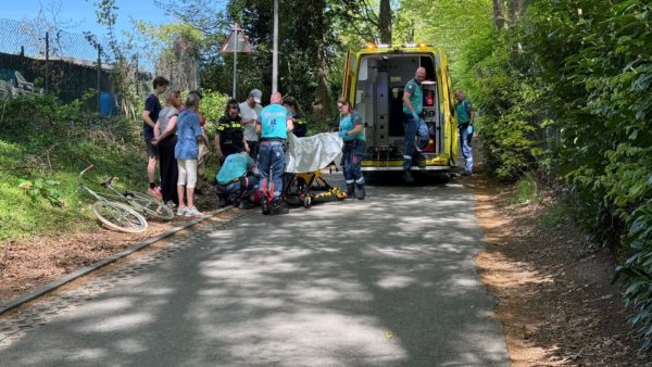 Fietsongevallen volgen elkaar snel op in Velp Foto: Martin Slijper
