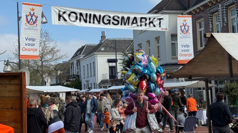Koningsmarkt trekt ruim 30.000 mensen naar Velp Foto: Rob De Lelij