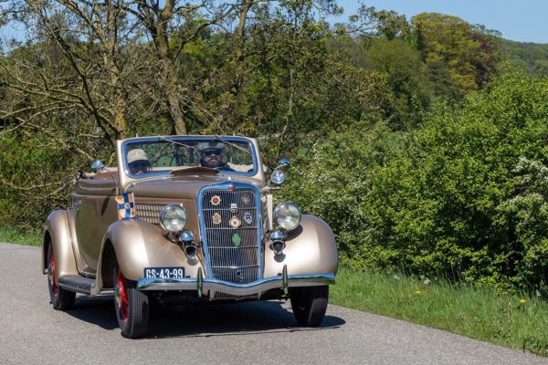 Klassieke auto Foto: Rob De Lelij