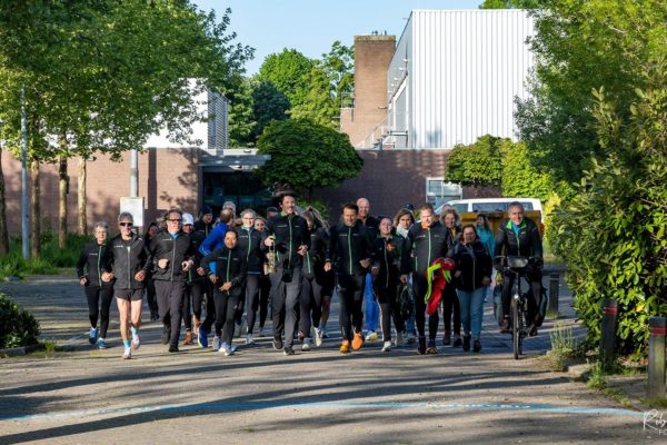 Bevrijdingsvuur arriveert in Velp Foto: Rob De Lelij