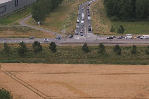 De A15 bij Bemmel kan worden doorgetrokken naar de A12. Foto: Omroep Gelderland