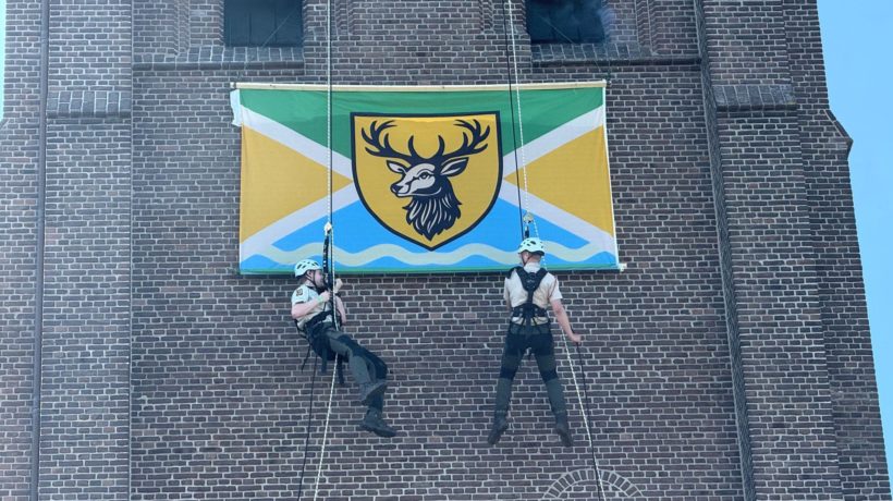Dorpsvlag van Dieren Foto: Martin Slijper