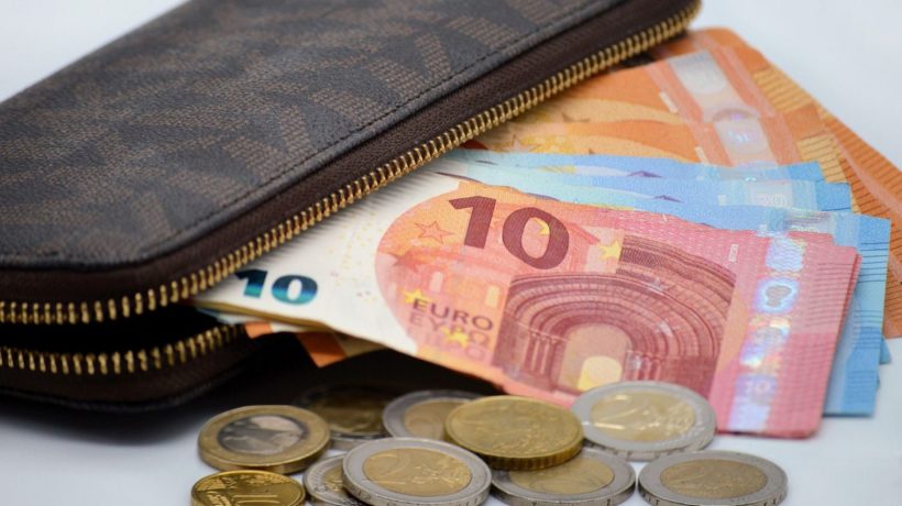 Hoeveel wordt er bezuinigd? Foto: Pixabay