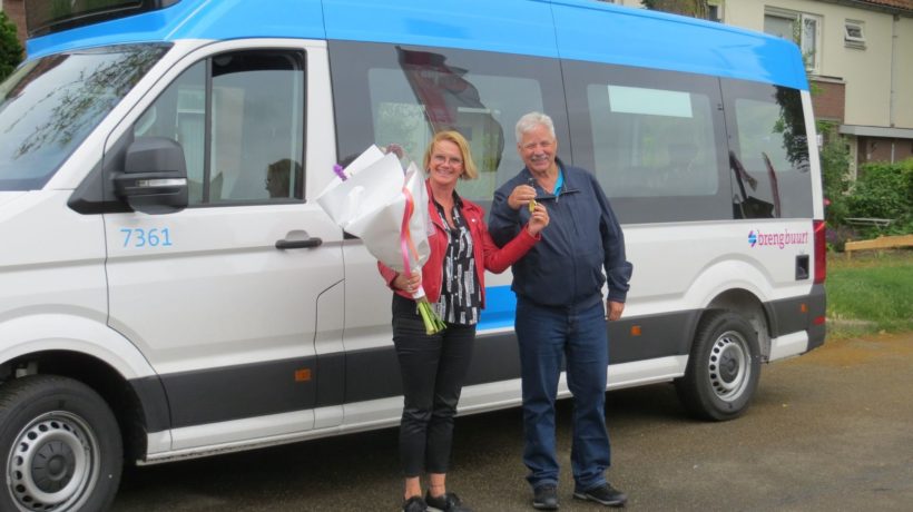Nieuwe bus voor BuurtBus Spankeren Dieren: makkelijker instappen