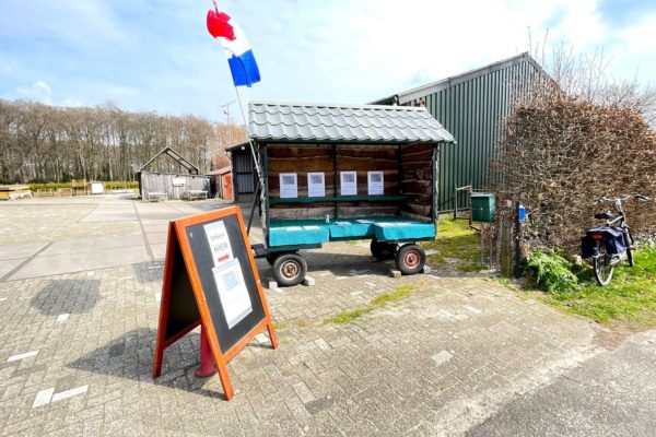 Buurtbewoners Lentsesteeg voeren actie