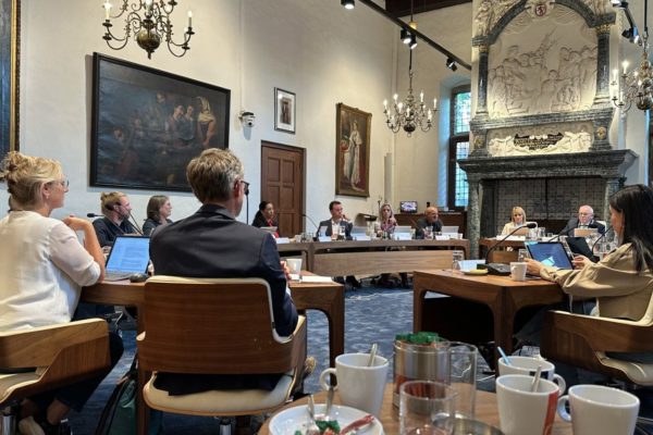 Gemeenteraad Doesburg in vergadering. Foto: Omroep Gelderland