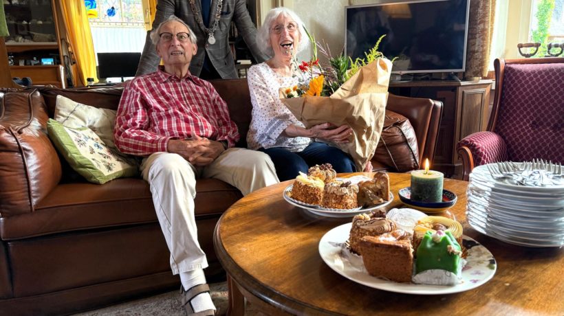 Ans en Hans 65 jaar getrouwd: "Gewoon veel praten met elkaar" Foto: Martin Slijper