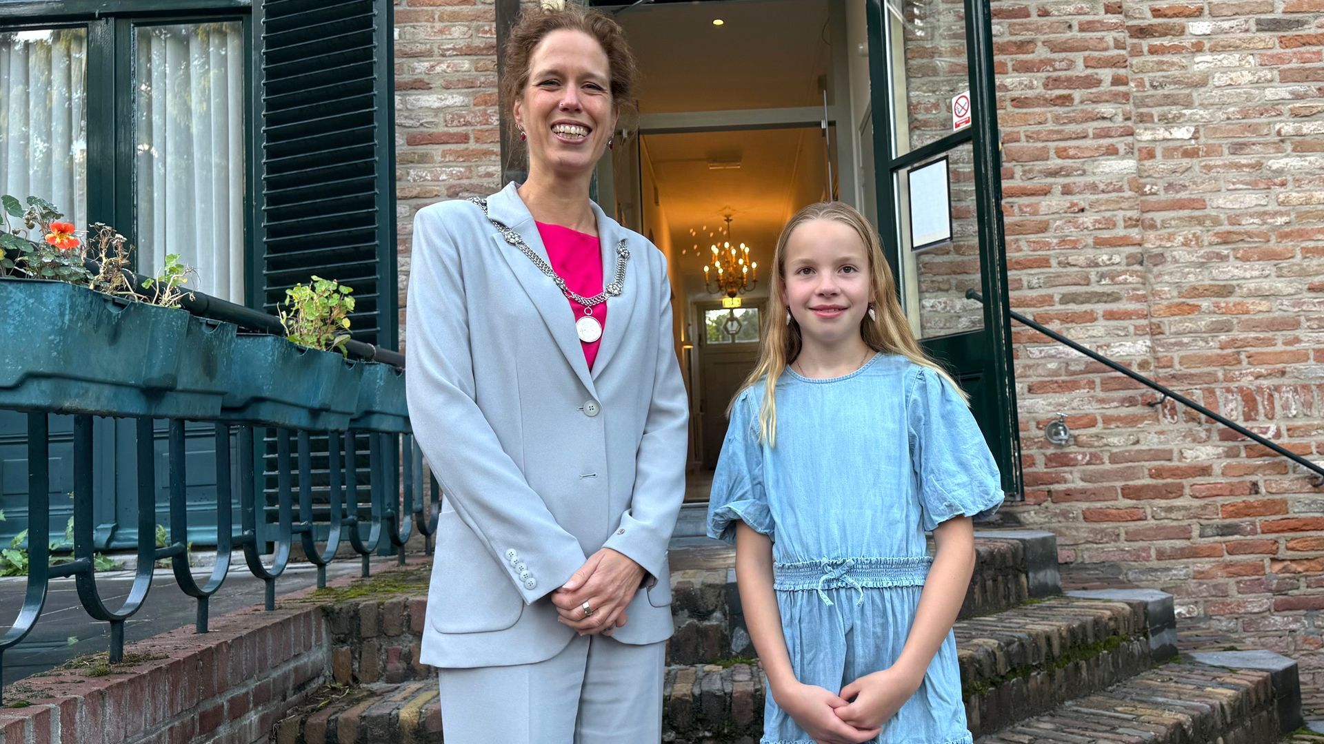 Laura Geelhoed nieuwe kinderburgemeester van Rozendaal