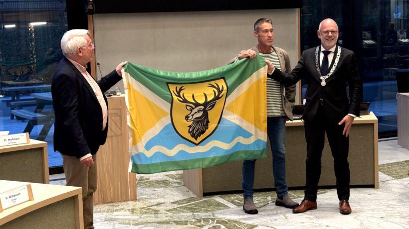 Dierense vlag Foto: Martin Slijper