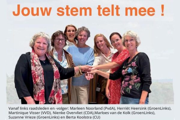 Vrouwelijke raadsleden Rheden starten actie voor meer vrouwen in de politiek Foto: Herriët Heersink