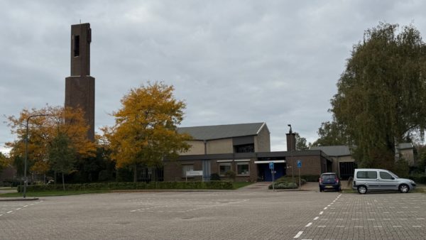 Ontmoetingskerk in Dieren Foto: Martin Slijper