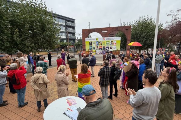 Velp kleurt regenboog met spontane Mini Pride Foto: Martin Slijper