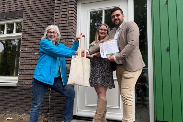 Bewoners net opgeleverde wijk de Kwekerij in Laag-Soeren worden verrast Foto: Martin Slijper