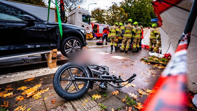 Het kind is met spoed naar het ziekenhuis gebracht. Foto: Persbureau Heitink