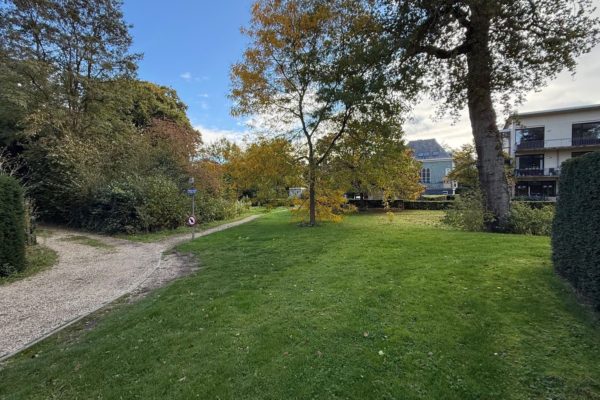 Plannen voor 18 nieuwe appartementen naast Nieuw-Schoonoord in Velp Foto: Martin Slijper