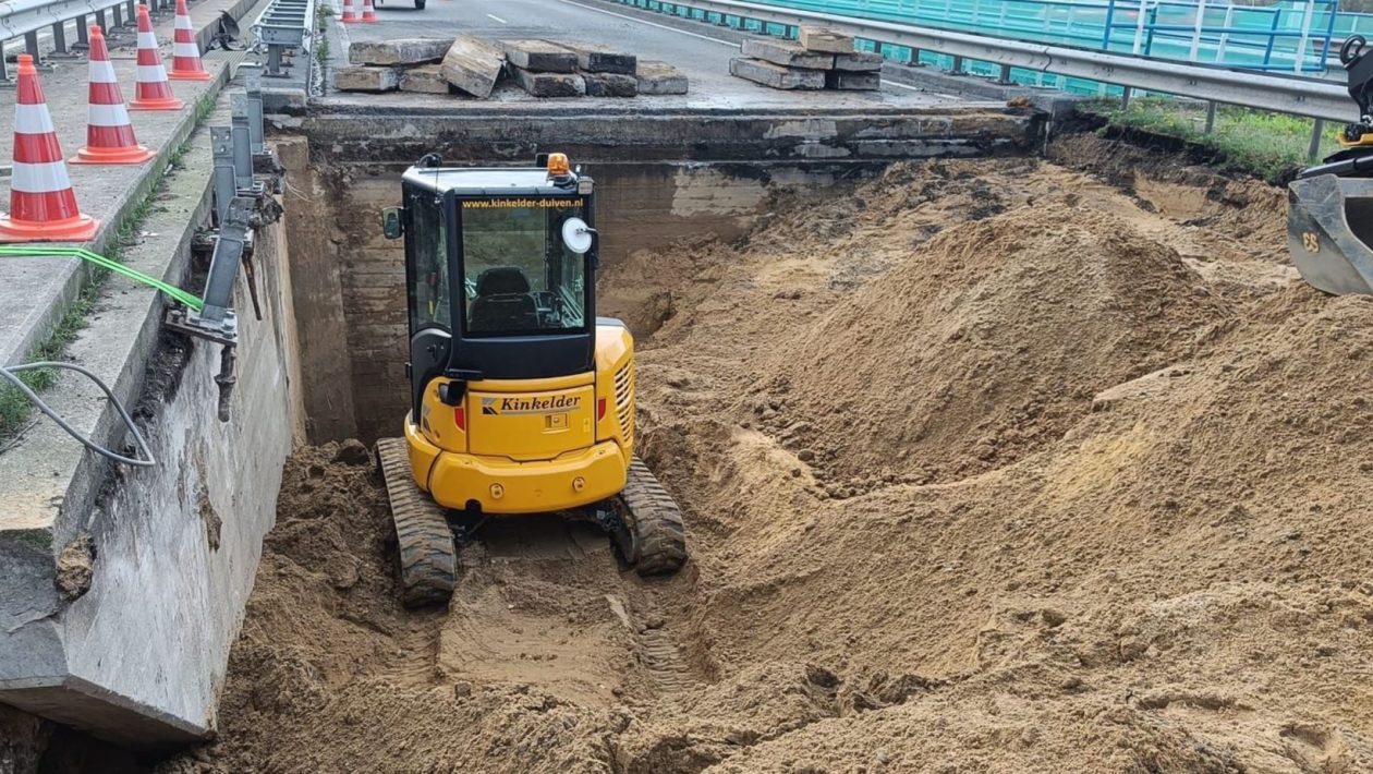 Zo ziet de sinkhole eruit op het Velperbroek Foto: Studio Rheden