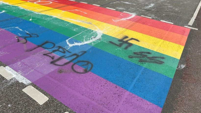 De bekladde oversteek in Velp. Foto: Omroep Gelderland