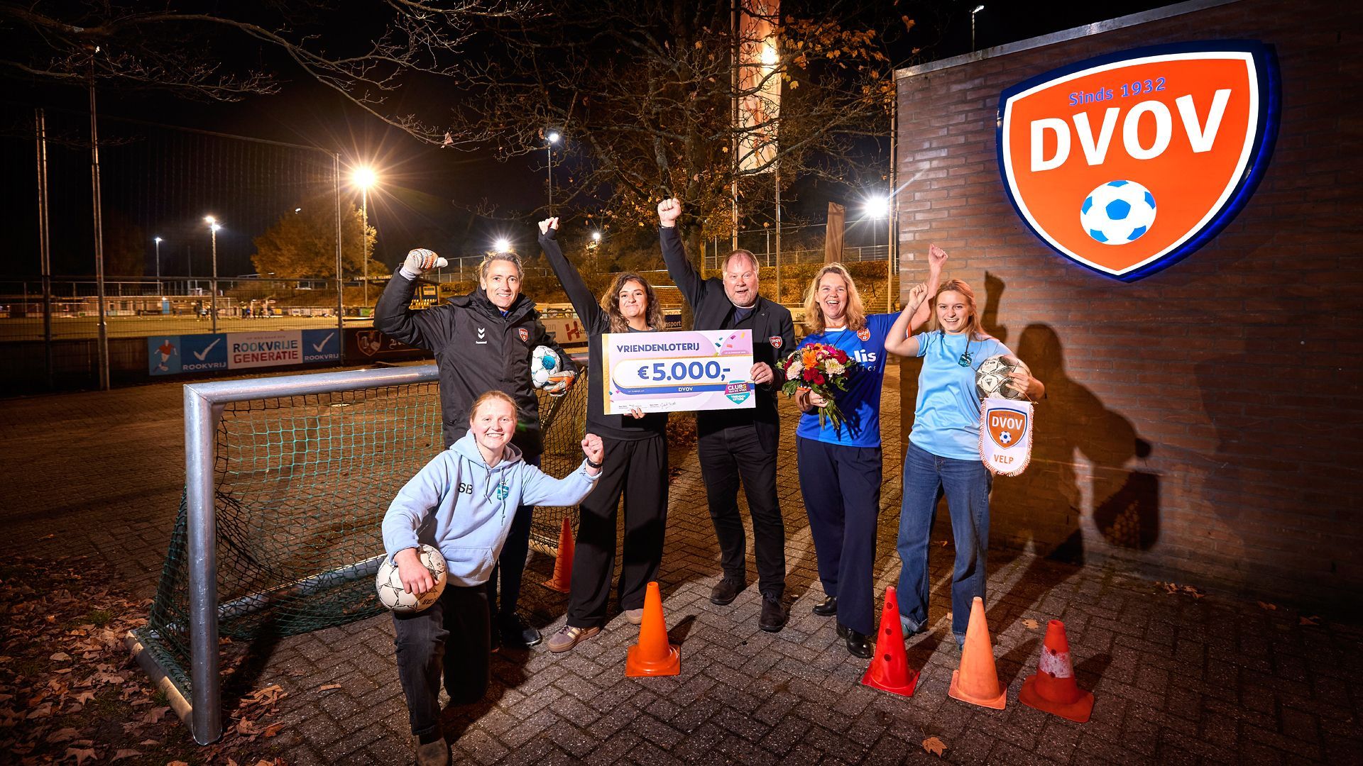 VV Pinkenberg krijgt 5.000 euro van VriendenLoterij voor damesteams