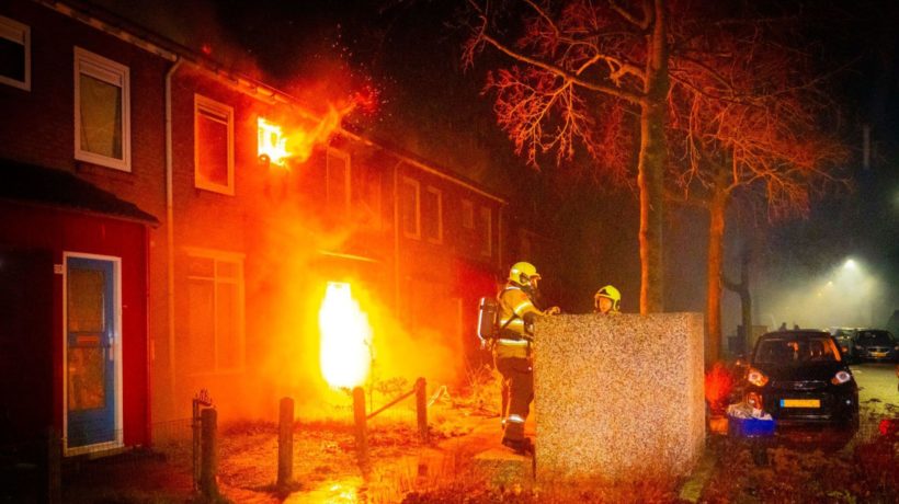 Brand in woningen Thorbeckestraat Dieren Foto: Persbureau Heitink
