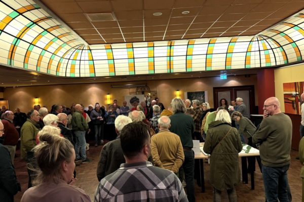 Grote opkomst bij dorpsgesprek over toekomst Rheden Foto: Martin Slijper