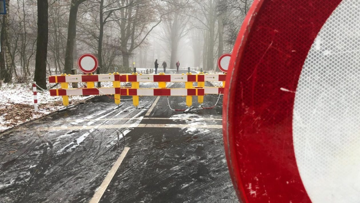 Groot deel Posbank dicht door winters weer Foto: Studio Rheden