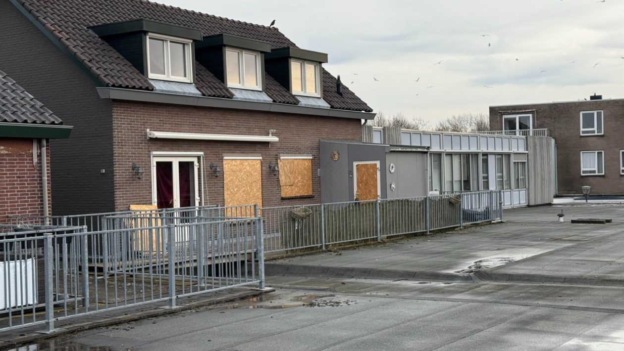 Woning boven oude Plus in Rheden gekraakt Foto: Studio Rheden