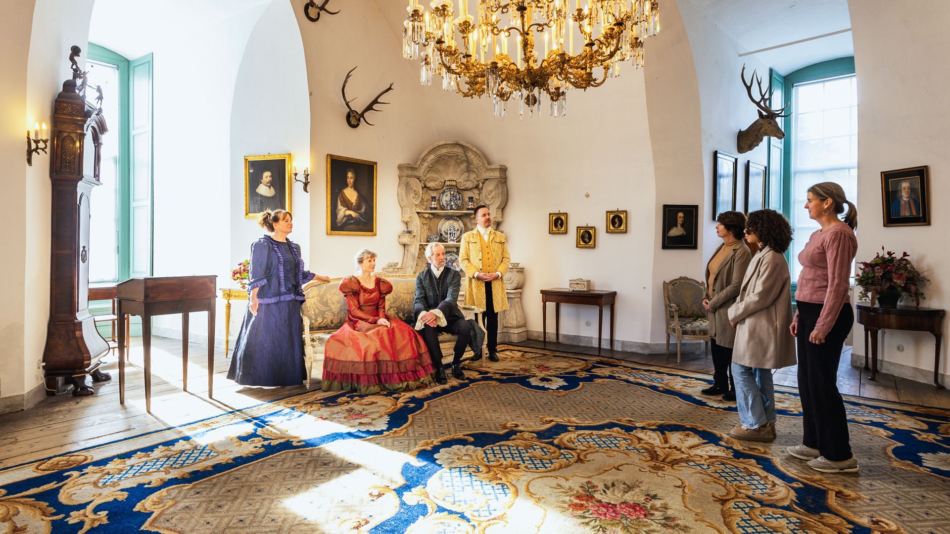 Historische bewoners brengen kasteel Rosendael tot leven