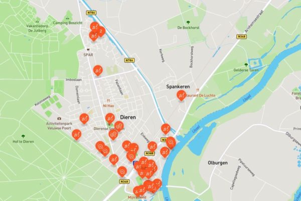 Dieren opent 'Gluren bij de Buren' in 38 huiskamers voor cultureel festival Foto: Gluren bij de Buren