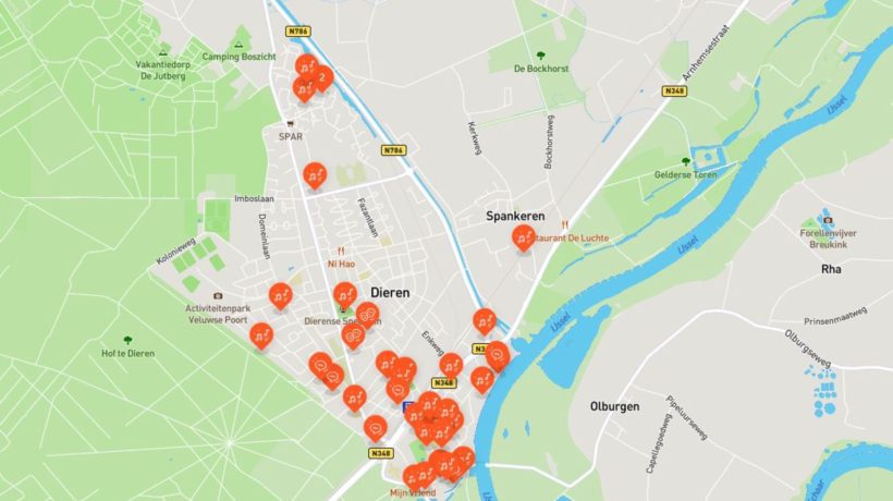 Dieren opent 'Gluren bij de Buren' in 38 huiskamers voor cultureel festival Foto: Gluren bij de Buren