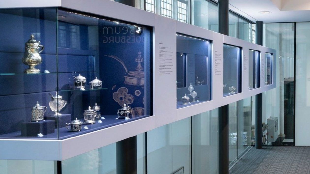 Dit was de collectie vóór de bewuste nacht. Foto: Zilvermuseum Doesburg